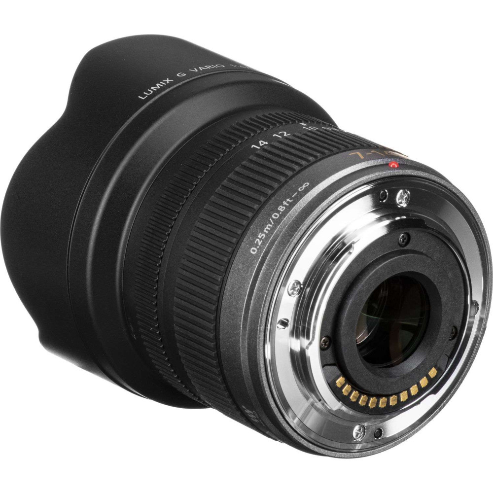 Об'єктив Panasonic H-F007014E Lumix G Vario 7-14 mm f/4.0 ASPH. Об'єктив Panasonic H-F007014E Lumix G Vario 7-14 mm f/4.0 ASPH.