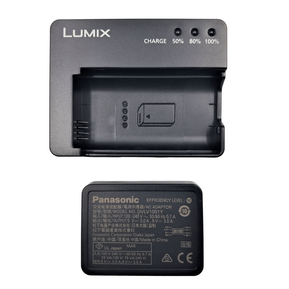 Зарядний пристрій для акумулятора Panasonic DMW-BTC14E Зарядний пристрій для акумулятора Panasonic DMW-BTC14E