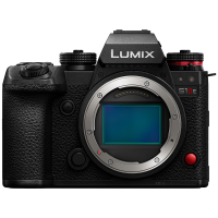 Цифрова фотокамера Panasonic Lumix S DC-S1M2ESE Body Цифрова фотокамера Panasonic Lumix S DC-S1M2ESE Body