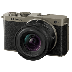 Цифрова фотокамера Panasonic Lumix S9 Titanium Black +18-40mm Kit DC-S9NE-NB (Black Lens) Цифрова фотокамера Panasonic Lumix S9 Titanium Black +18-40mm Kit DC-S9NE-NB (Black Lens)